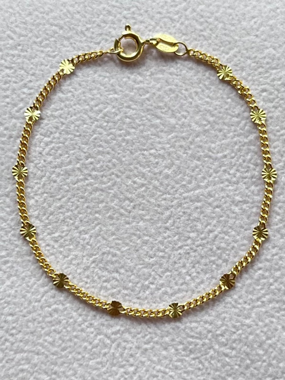 B040 | Starburst Stations Gold Chain Bracelet